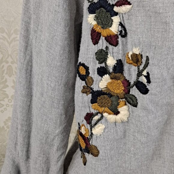 Zara Basic Collection Size XS Gray Embroidered Flared Sleeve Open Tie Back Top - Picture 10 of 14